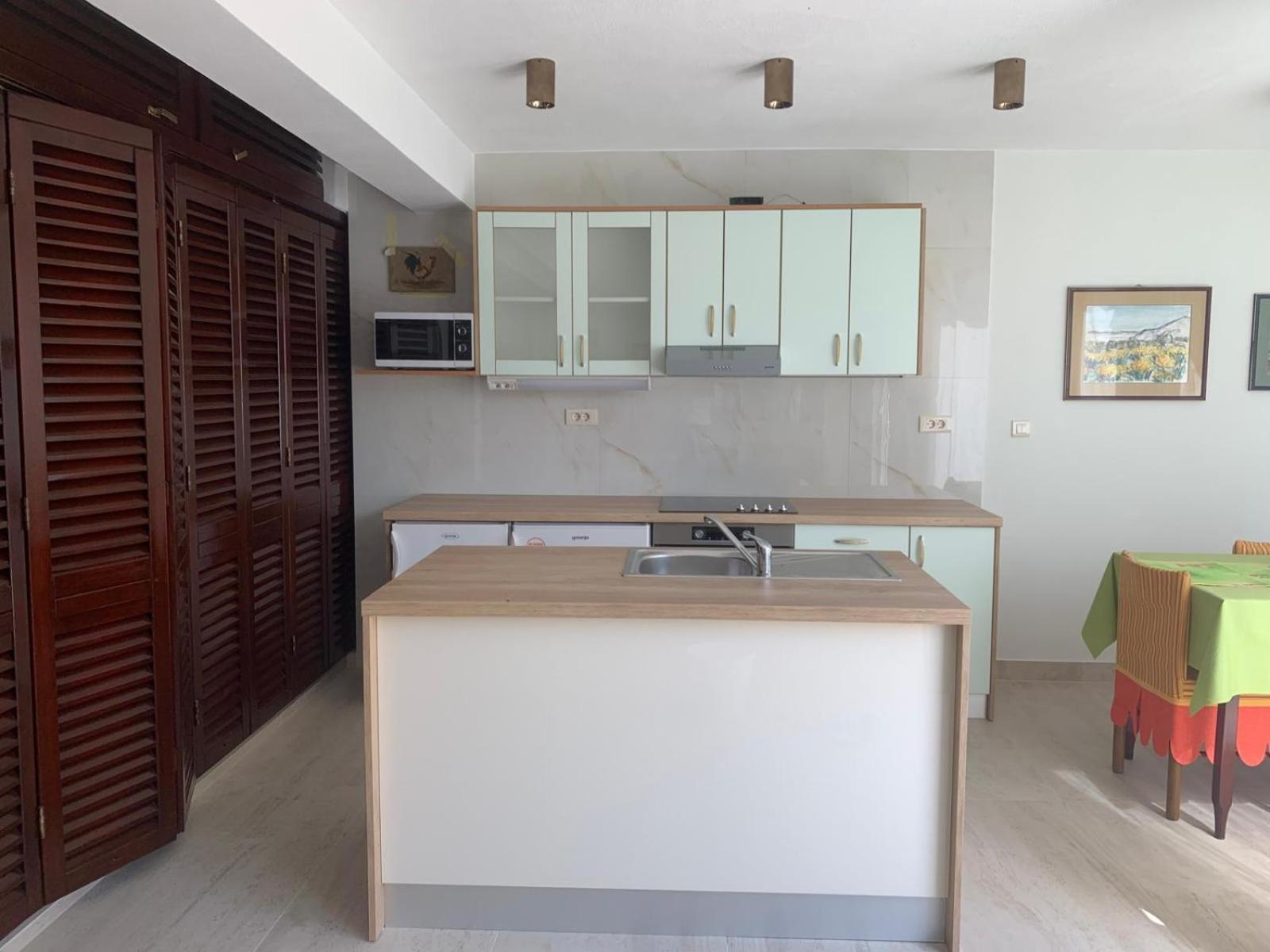 Rozita Seaside Relax Apartments Podgora Luaran gambar